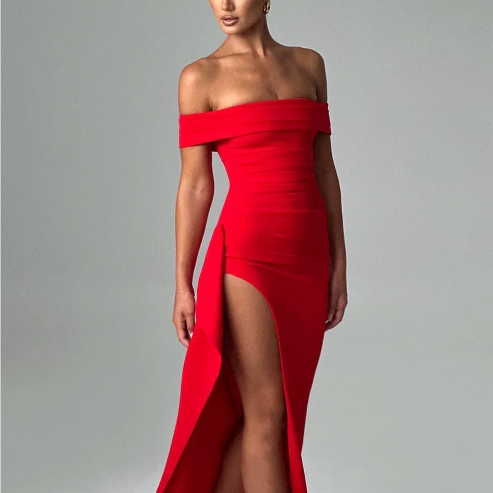 Baby Boo Joyce Maxi Red One-Shoulder Dress - New never worn